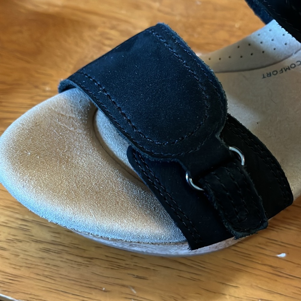Clarks Black Rose Lane Black Slingback Platform Wedge Sandals w/straps Size 7.5 - Picture 11 of 15